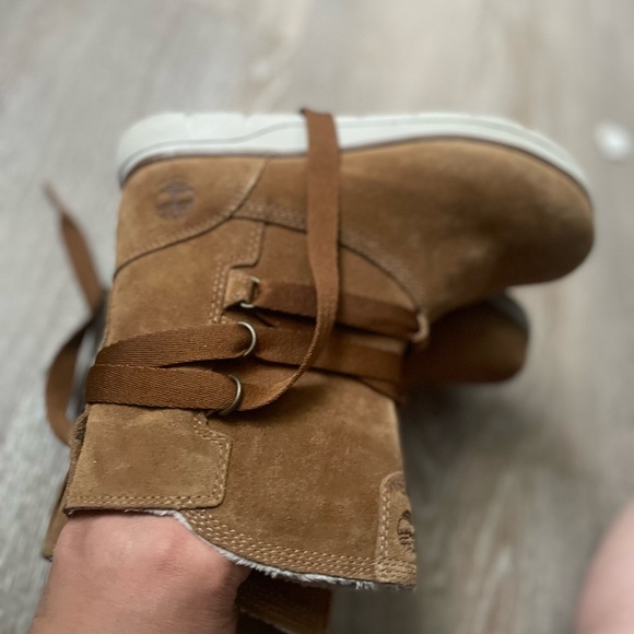 Boot - Picture 5 of 5